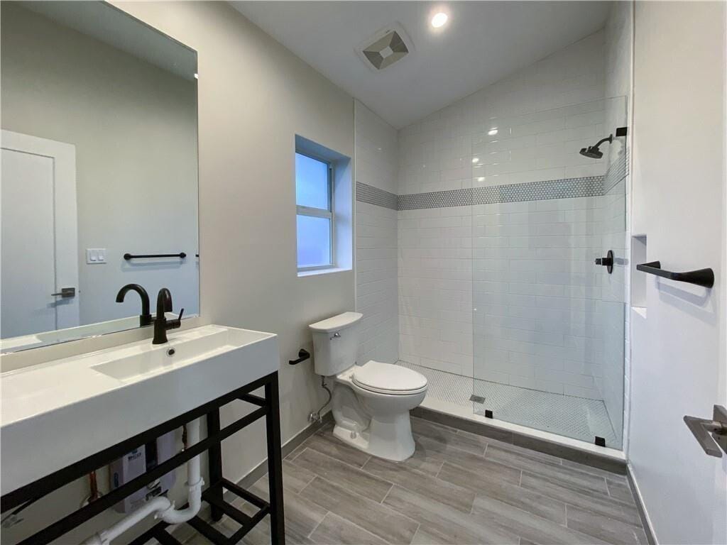 315 SW 7th Street 2 — photo 2