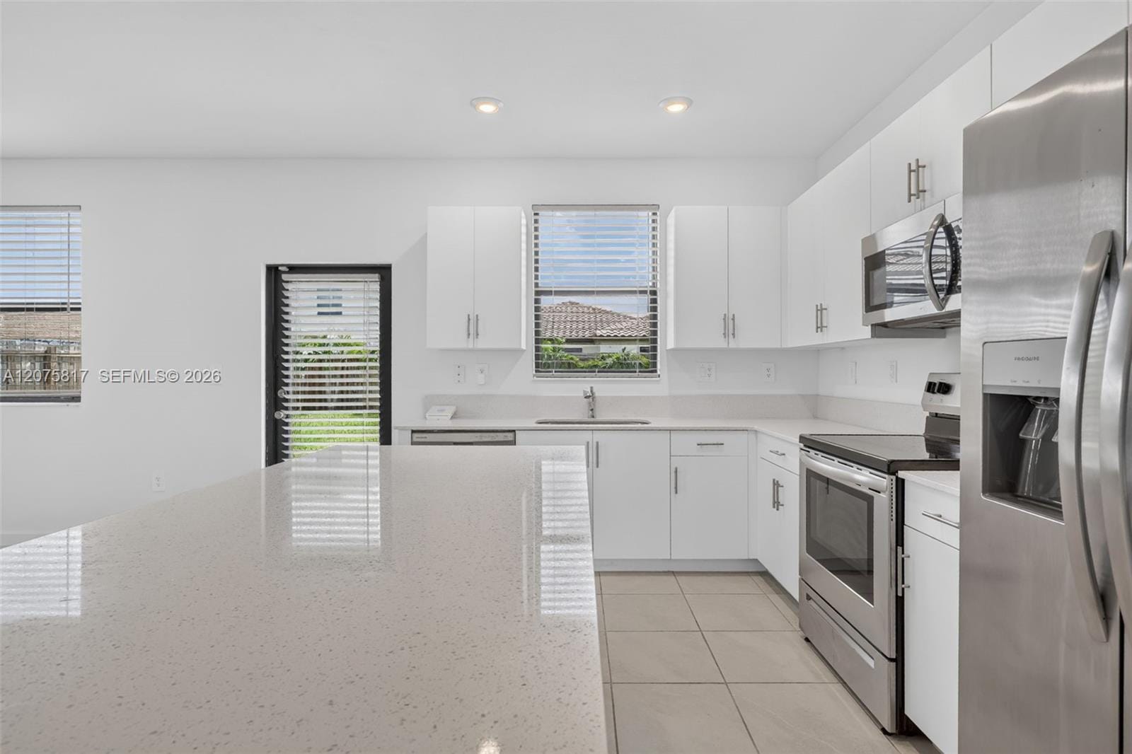 11942 SW 239th Street — photo 3