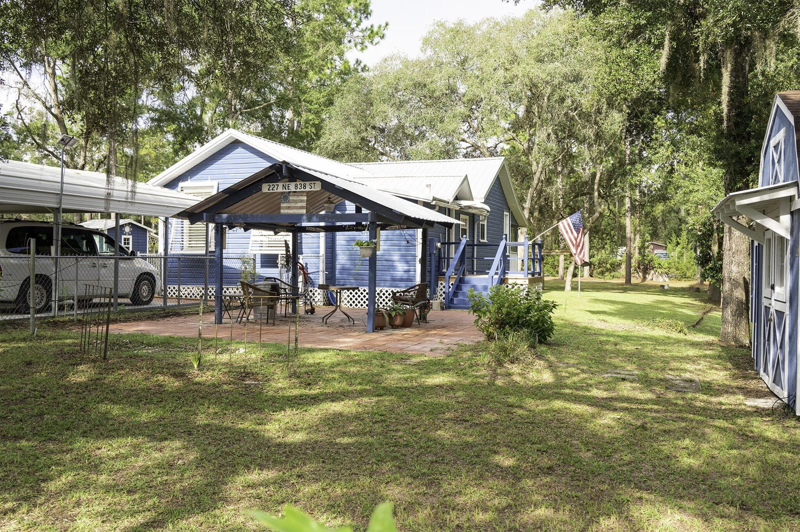 227 River View Drive, Old Town, FL 32680
