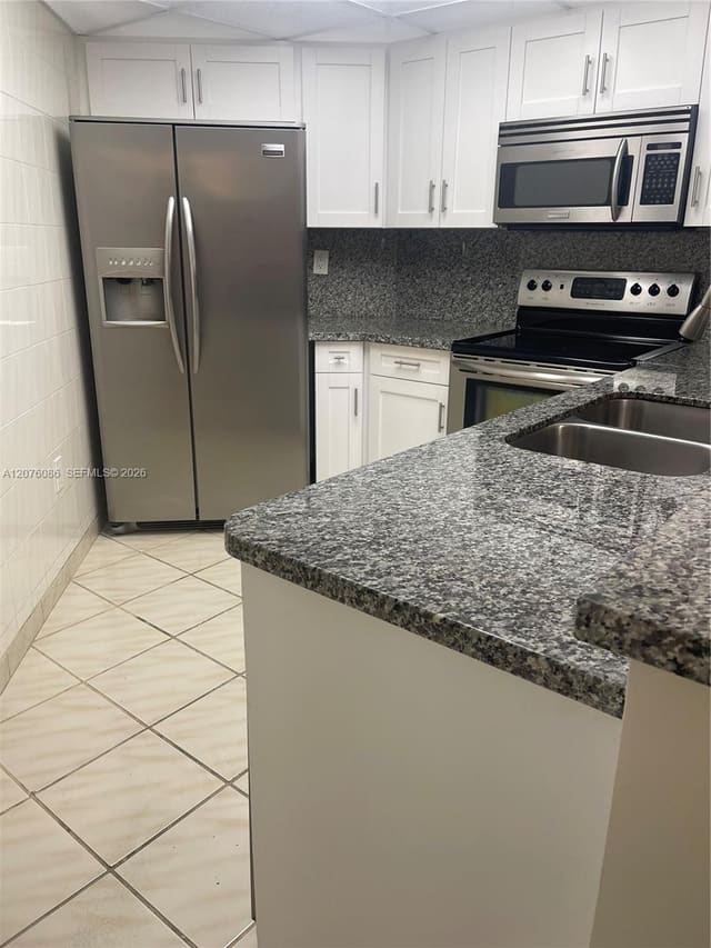 10249 NW 9th St Circle 108-8, Miami, FL 33172