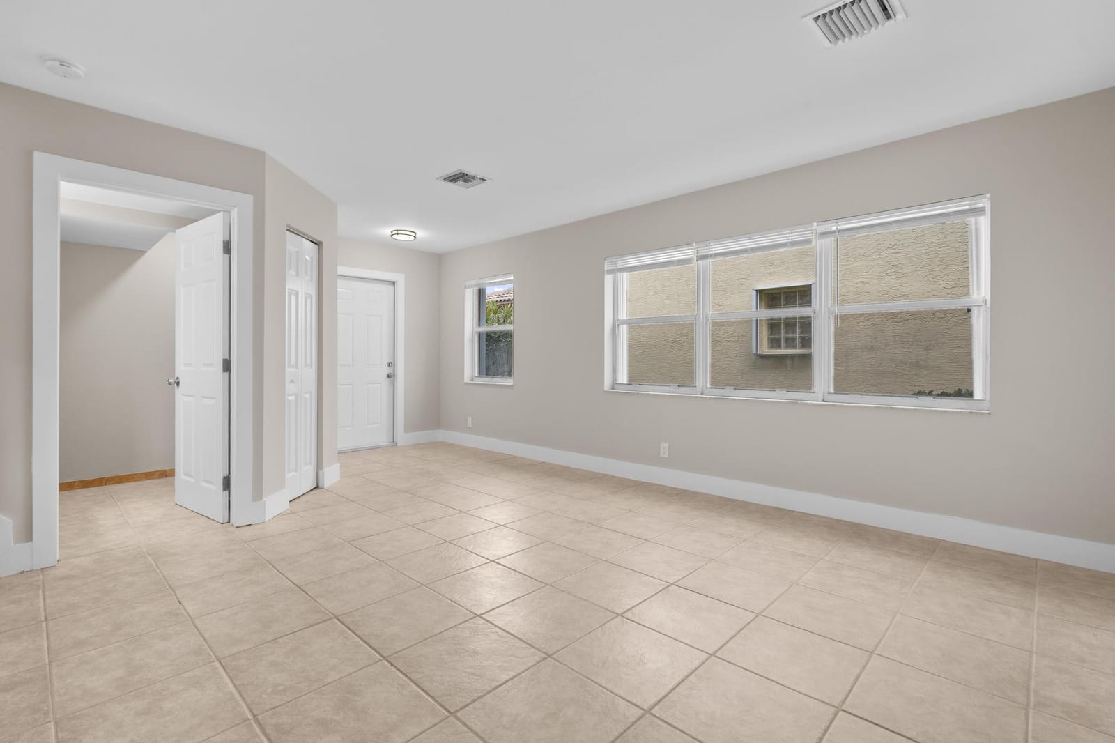 4250 NW 1st Place, Deerfield Beach, FL 33442 photo 12