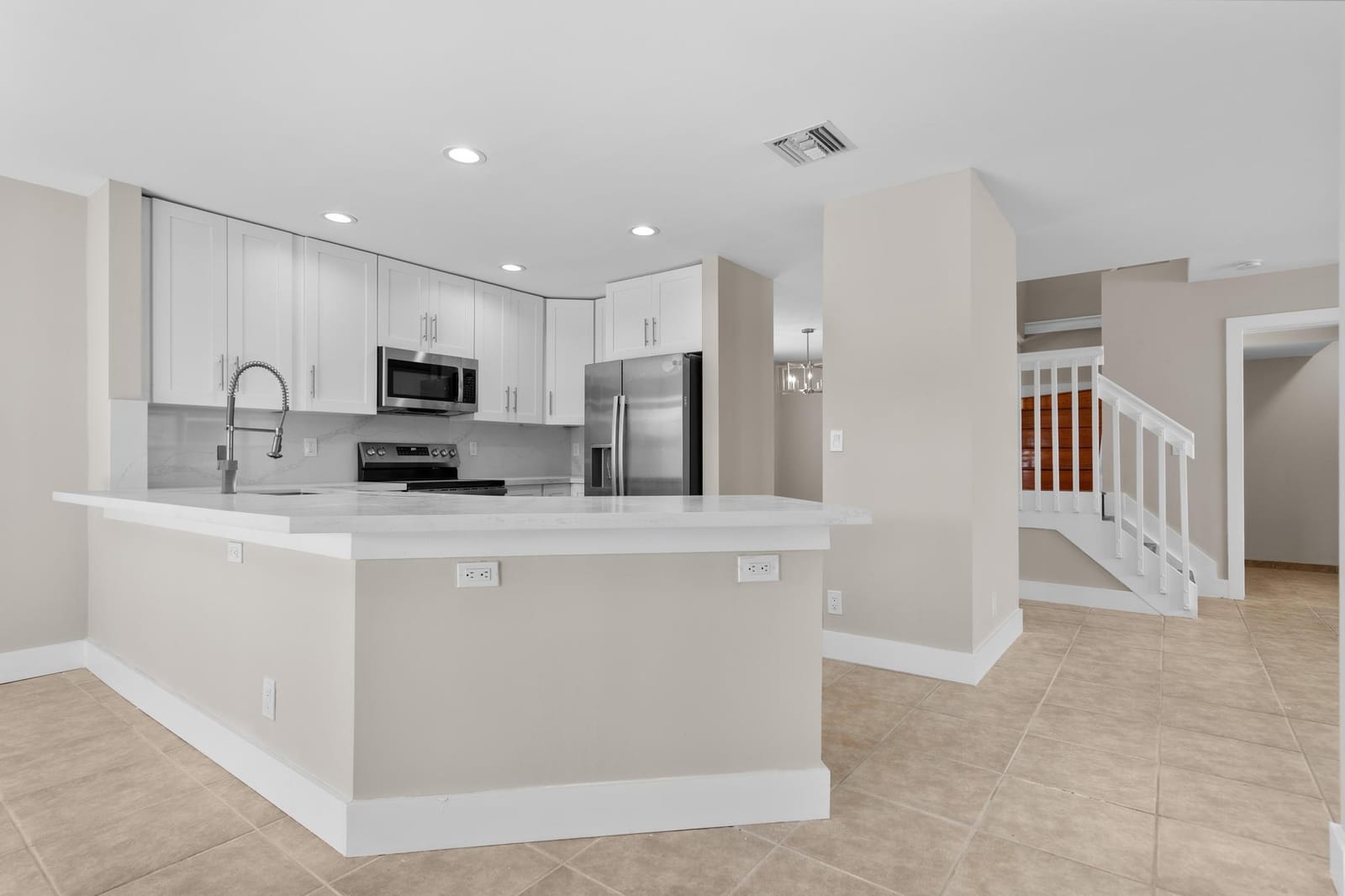 4250 NW 1st Place, Deerfield Beach, FL 33442 photo 5