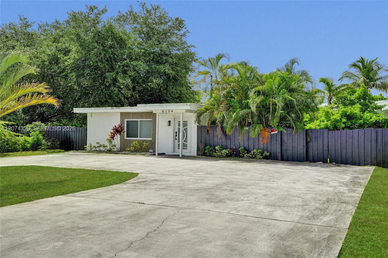 6104 SW 33rd Street, Miramar, FL 33023 photo 3