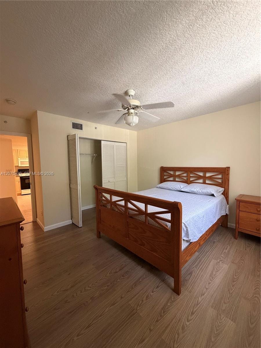 619 E Sheridan Street 105 — photo 9