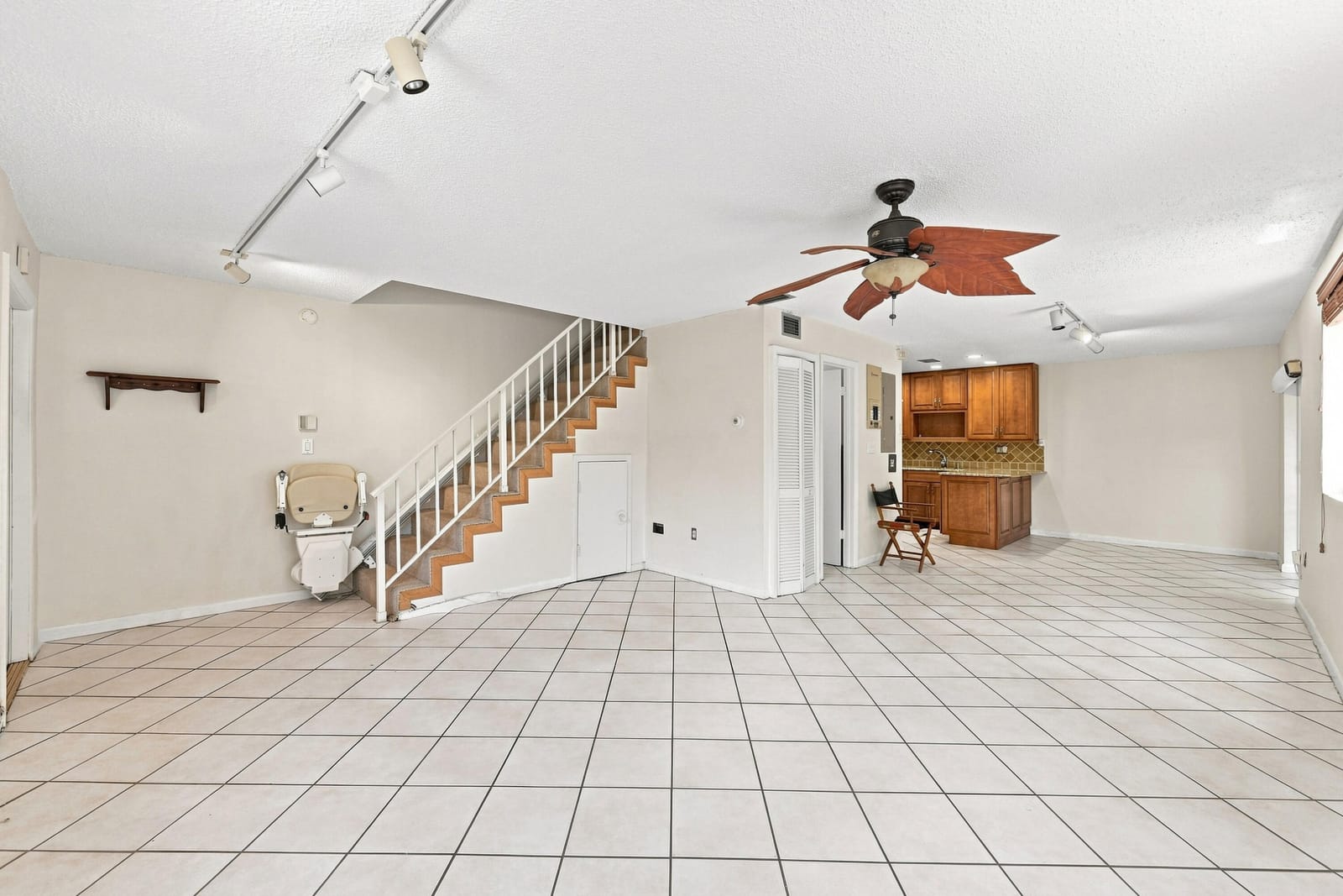 3203 McDonald Street 3203, Miami, FL 33133