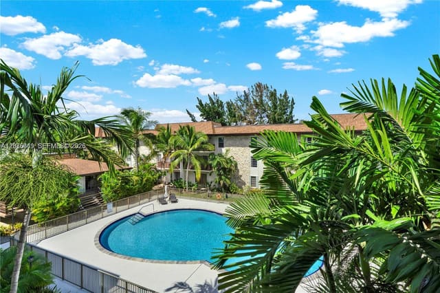 7473 SW 82nd Street D103, Miami, FL 33143