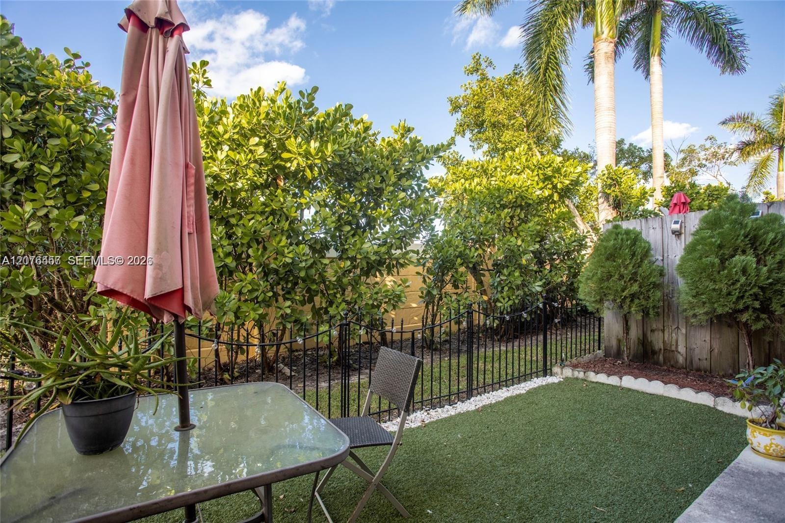 8925 SW 18th Street 404 — photo 12