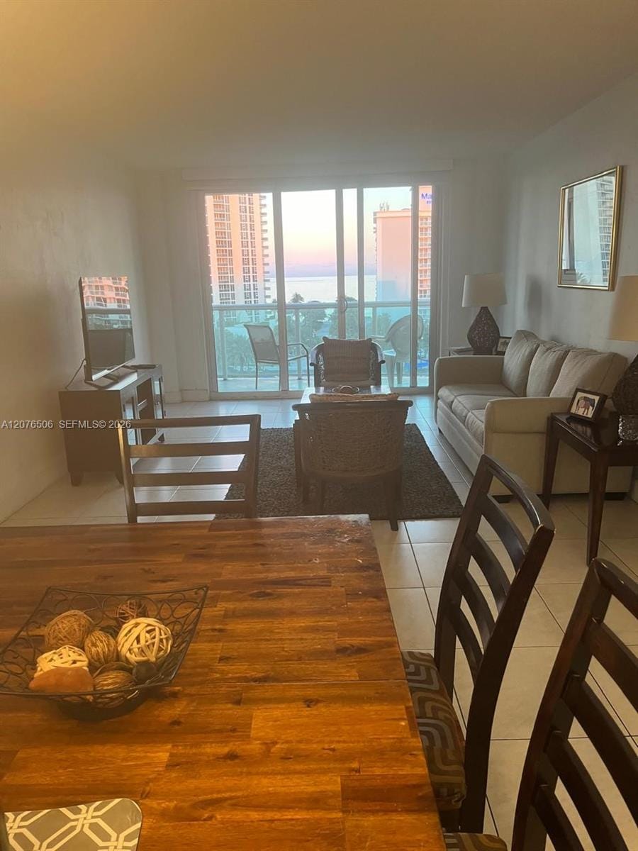 19370 Collins Avenue 805 — photo 3