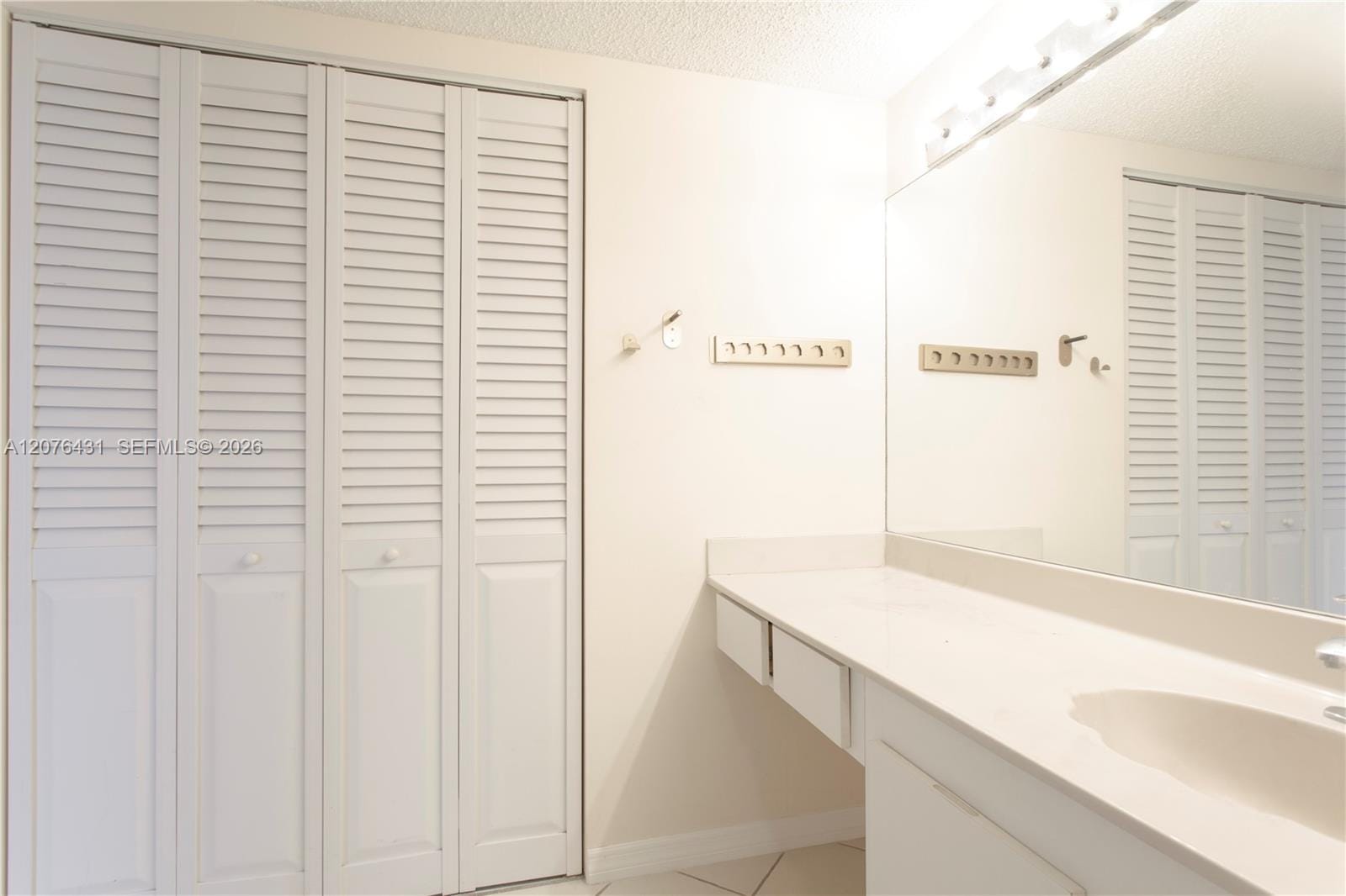 20505 E Country Club Drive PH-39, Aventura, FL 33180 photo 15