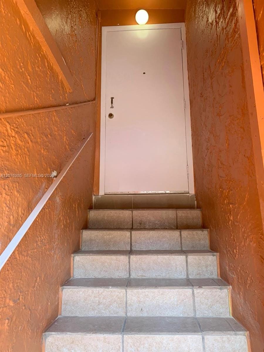 200 NW 34th Avenue — photo 2