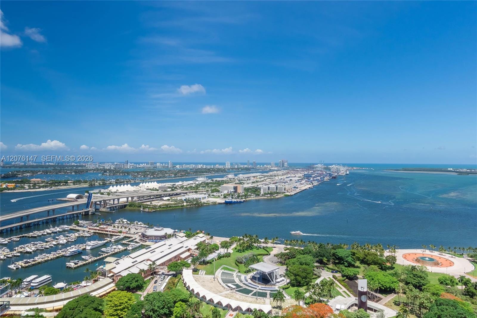 253 NE 2nd Street 3805, Miami, FL 33132 photo 12