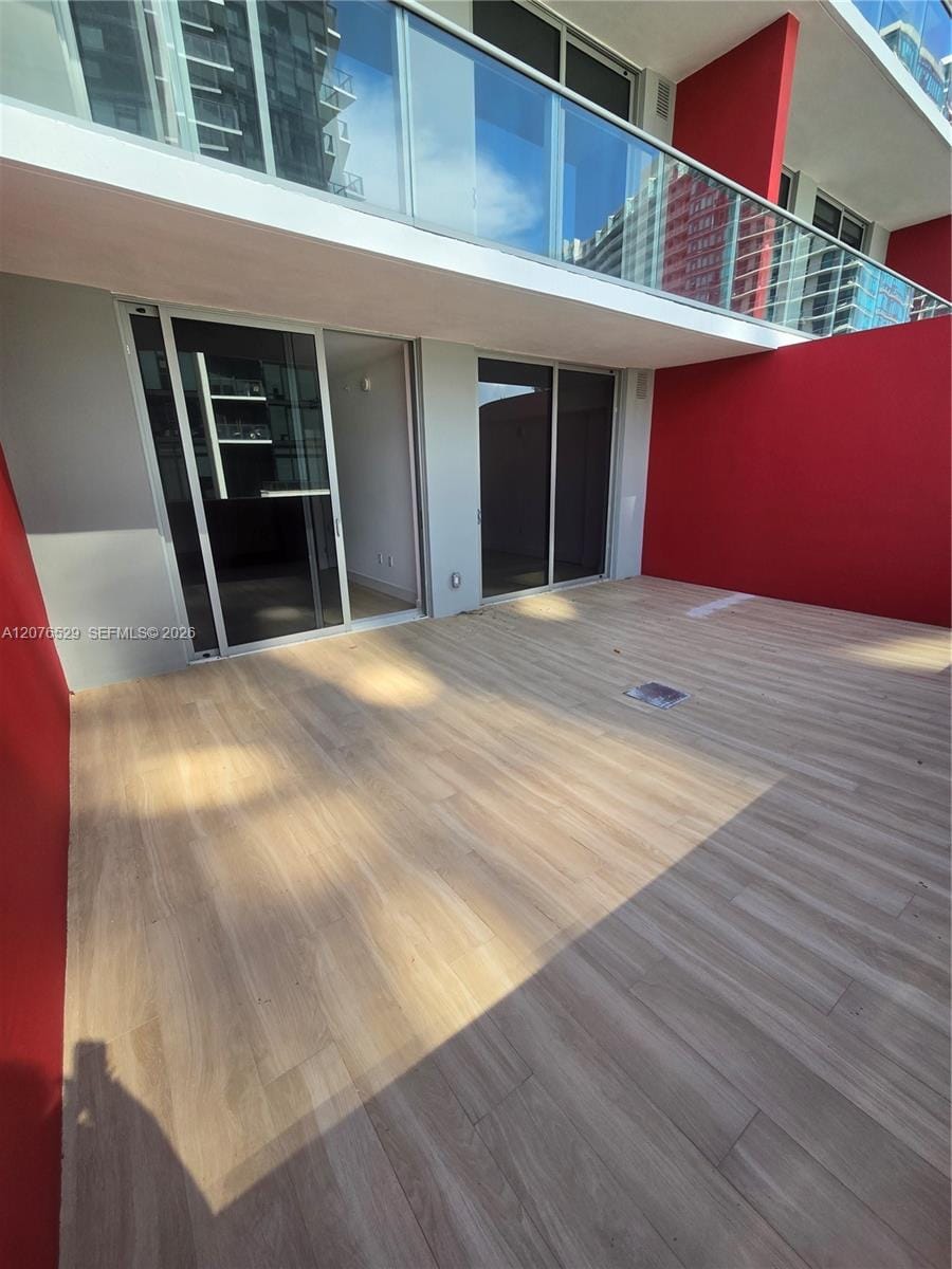 90 NE 32nd Street 605 — photo 2
