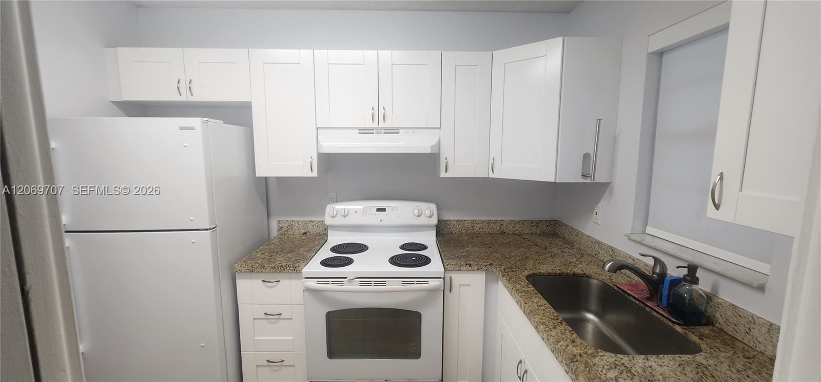 1555 N 12th Court 8B, Hollywood, FL 33019 photo 11