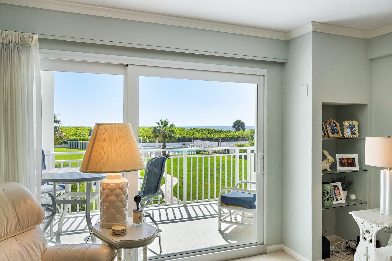 33 S Ocean Avenue 206, Palm Beach Shores, FL 33404 photo 11
