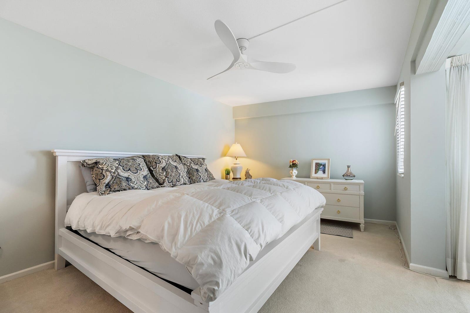 33 S Ocean Avenue 206, Palm Beach Shores, FL 33404 photo 16