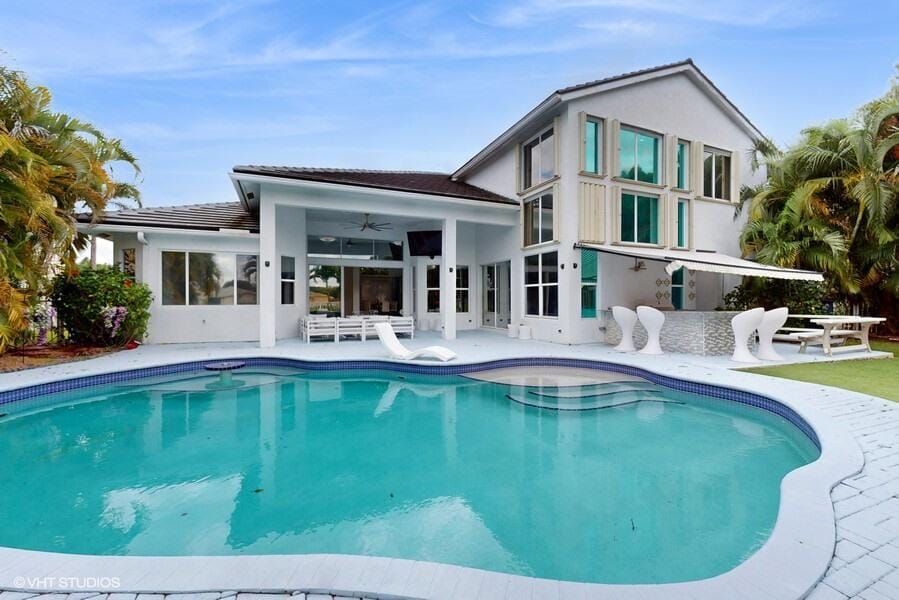 11910 Osprey Point Circle, Wellington, FL 33449