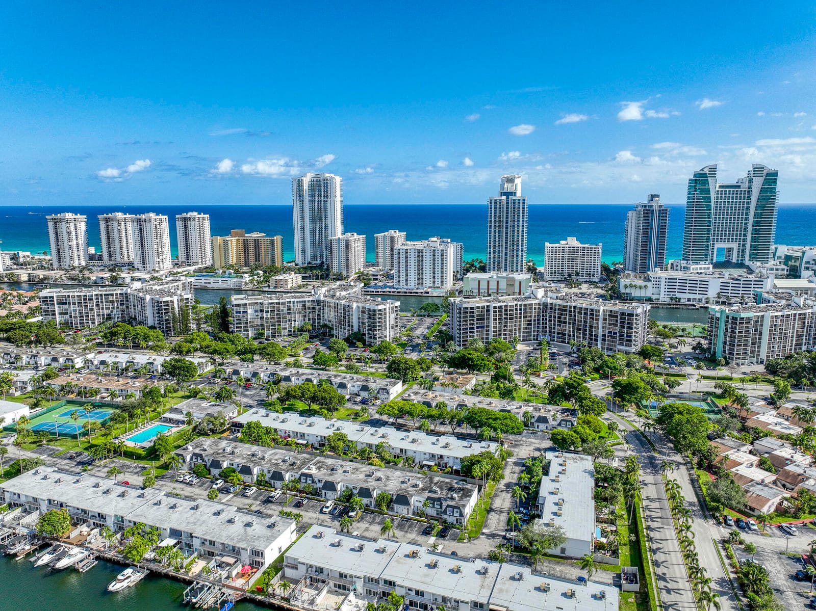 600 Three Islands Boulevard 801, Hallandale Beach, FL 33009 photo 14