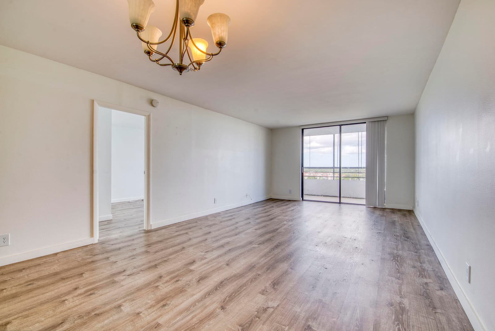 600 Three Islands Boulevard 801 — photo 4