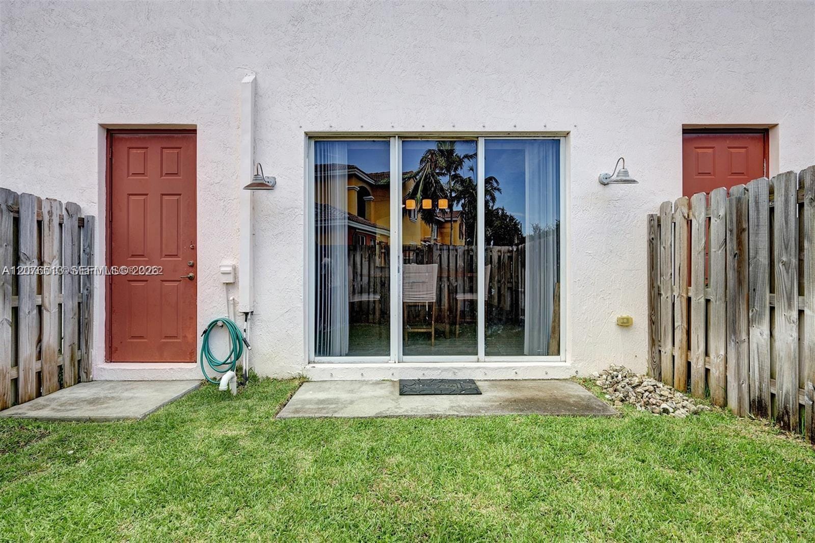 2311 NE 42nd Circle — photo 3