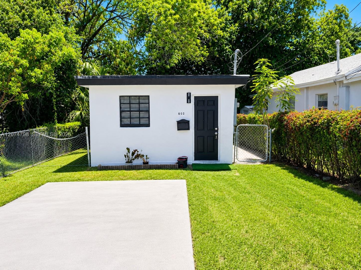 802 NW 3rd Terrace, Hallandale Beach, FL 33009