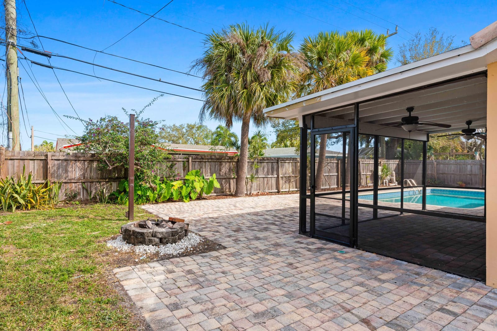 3697 Holly Drive — photo 8