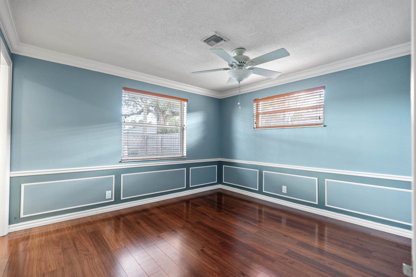 3697 Holly Drive — photo 12