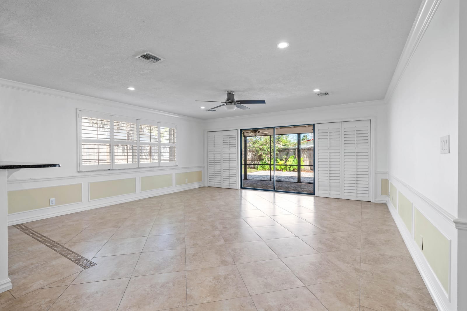 3697 Holly Drive — photo 2