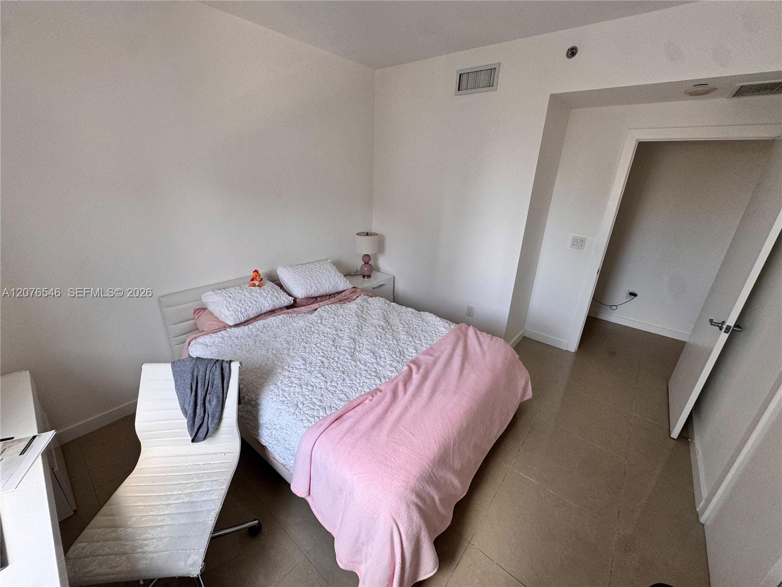1060 Brickell Avenue 2407, Miami, FL 33131 photo 6