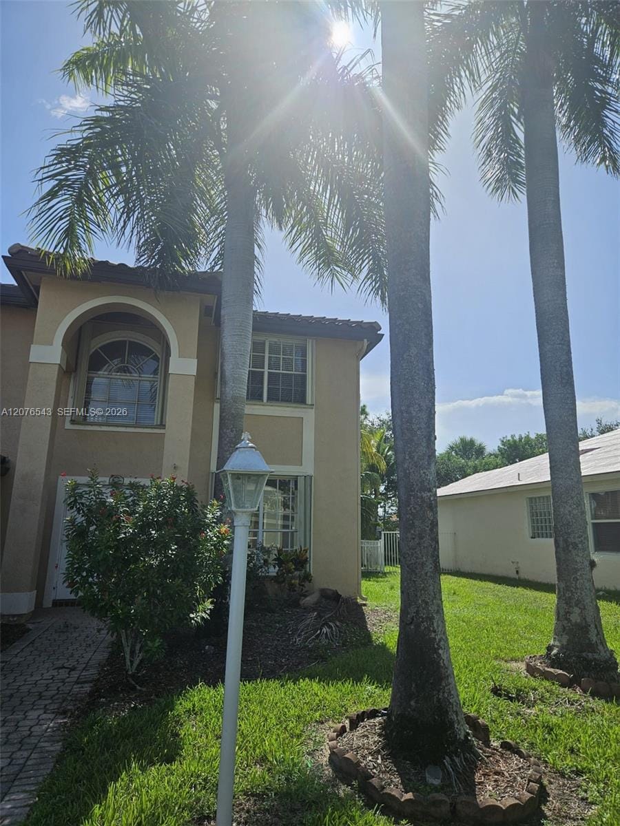 1072 NW 139th Terrace, Pembroke Pines, FL 33028