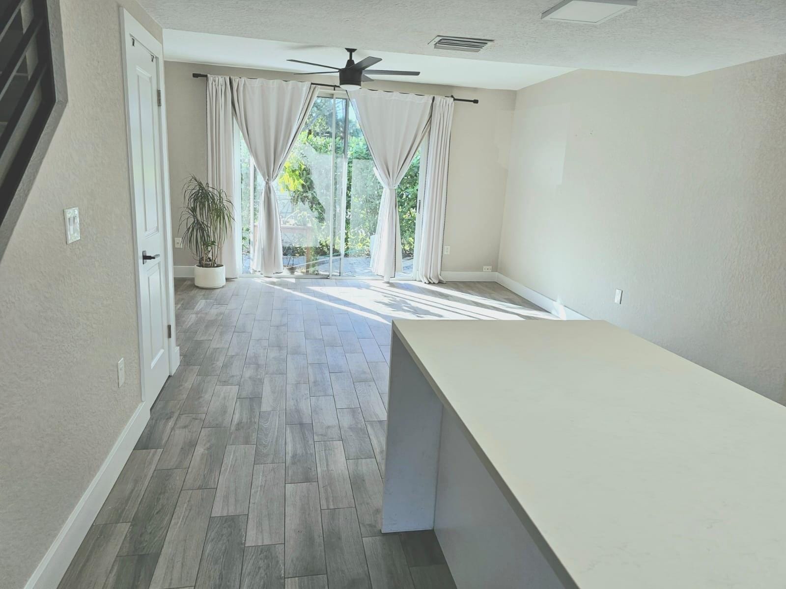 1102 E Jeffery Street, Boca Raton, FL 33487