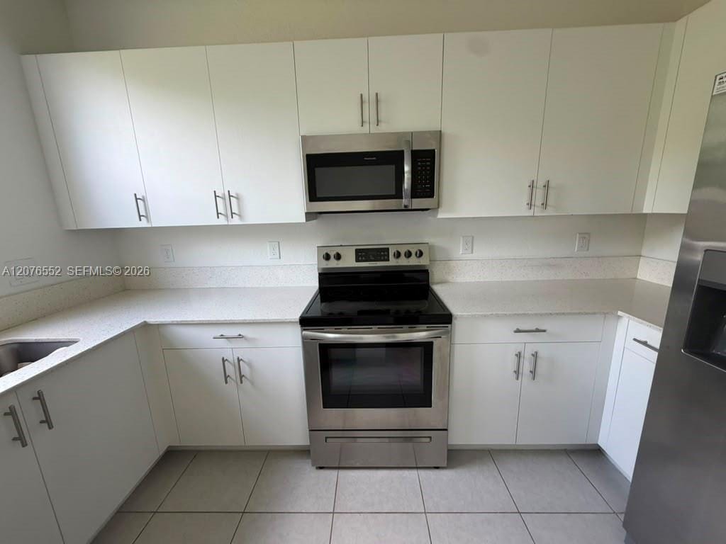 519 NE 208th Terrace, Miami, FL 33179