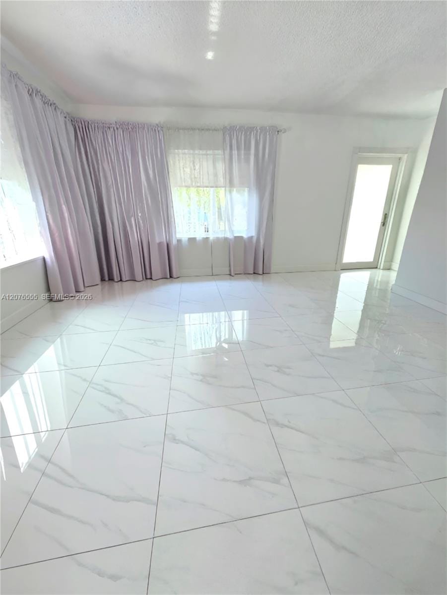 3320 NW 20th Street, Miami, FL 33142 photo 4