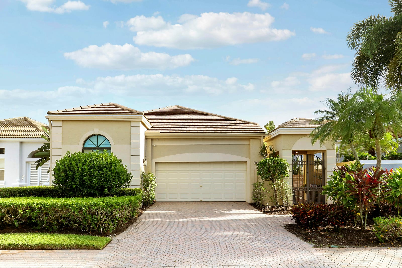 210 Coral Cay Terrace — photo 7