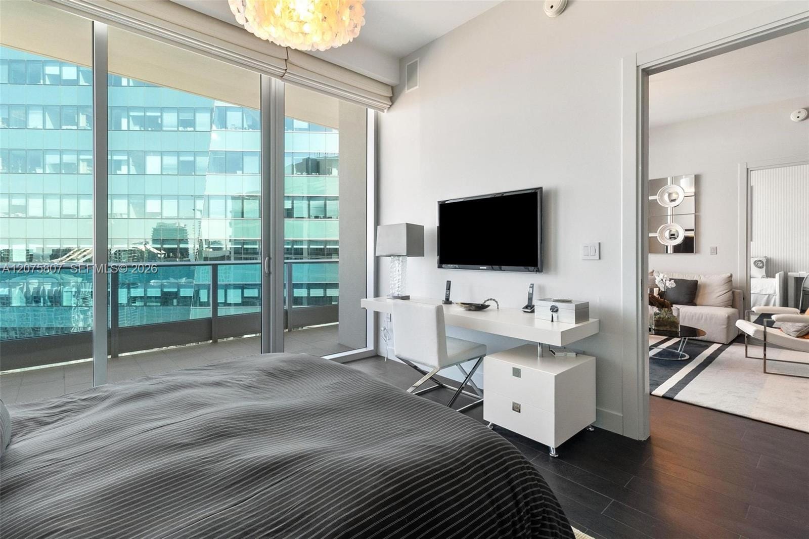 200 Biscayne Boulevard Way 5211, Miami, FL 33131 photo 19