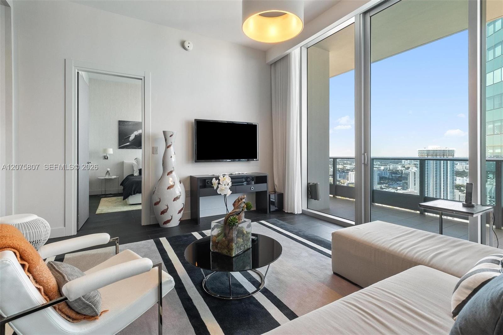 200 Biscayne Boulevard Way 5211, Miami, FL 33131 photo 10