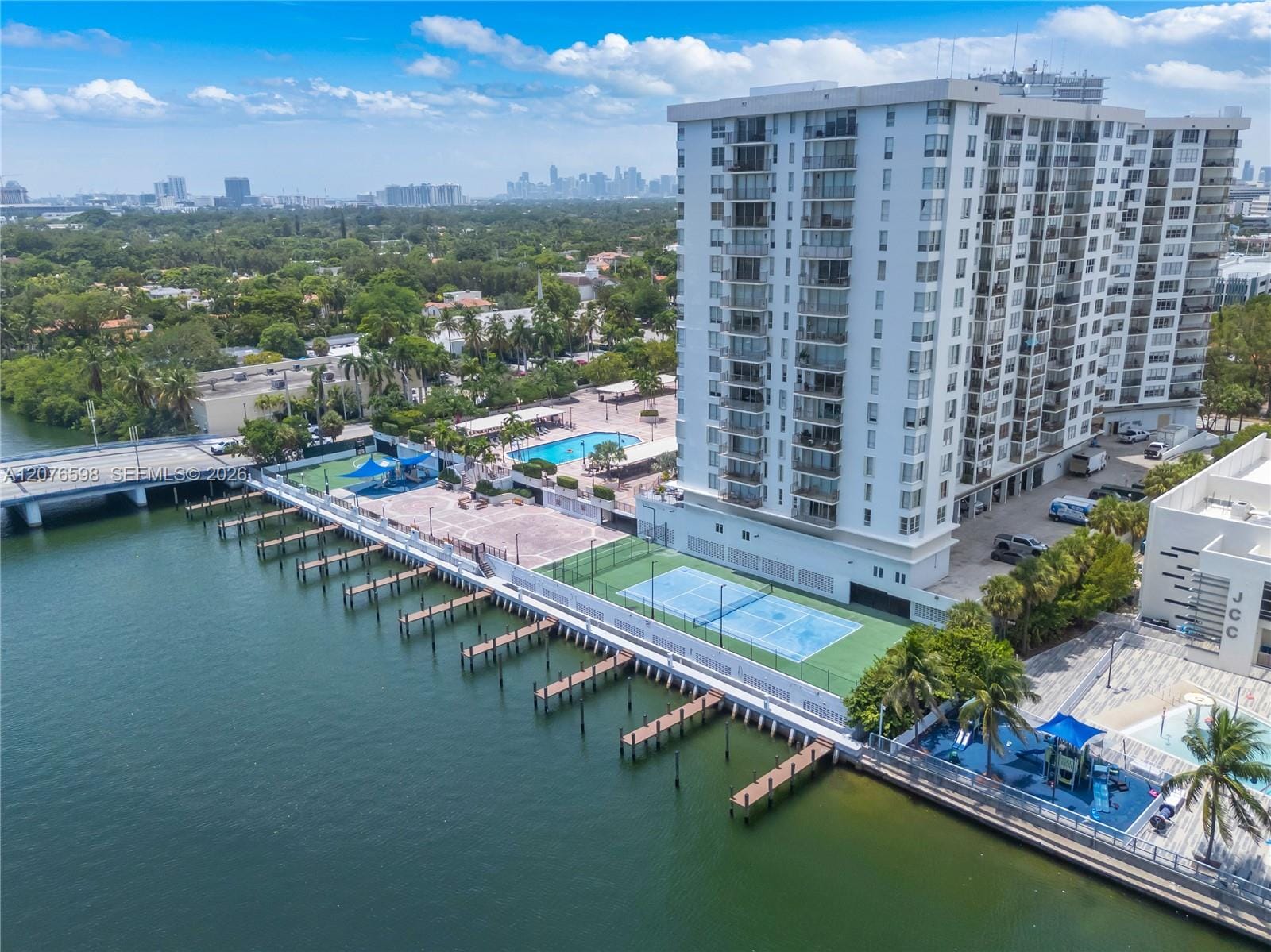 4101 Pine Tree Drive 1105, Miami Beach, FL 33140