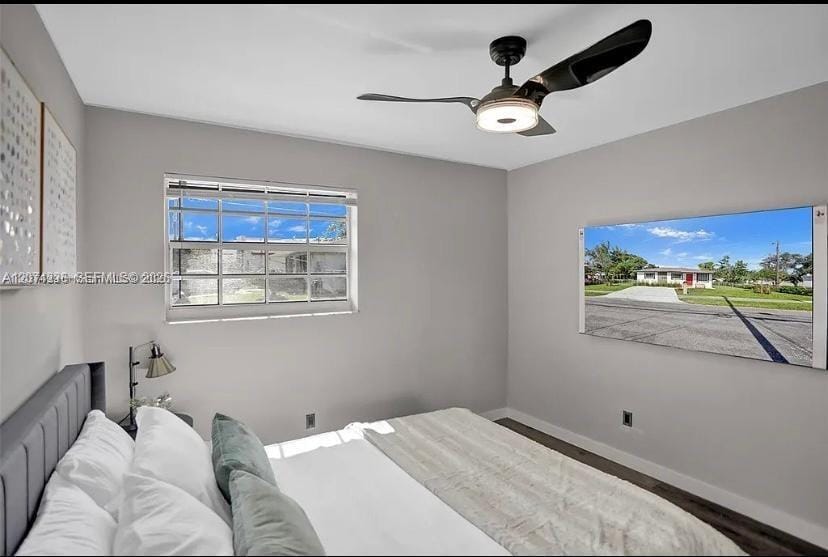 302 NW 9th Street, Hallandale Beach, FL 33009 photo 23