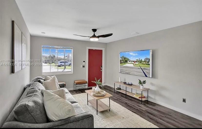 302 NW 9th Street — photo 4