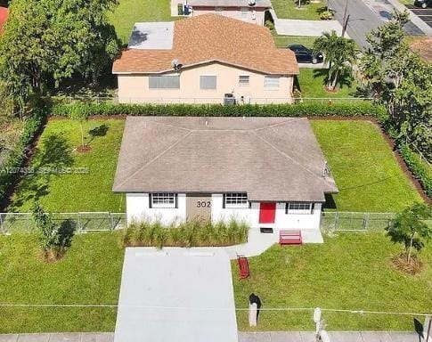 302 NW 9th Street, Hallandale Beach, FL 33009