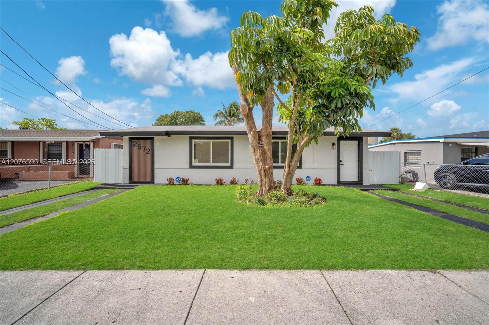 2572 NW 20th Street, Fort Lauderdale, FL 33311