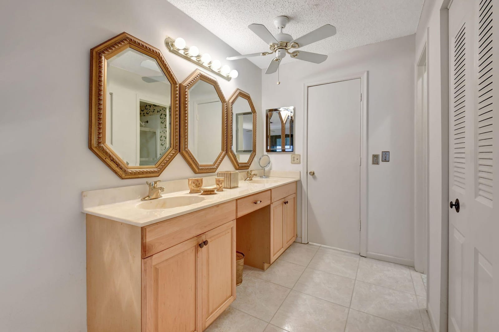 1670 NW 18TH Avenue 202, Delray Beach, FL 33445 photo 12