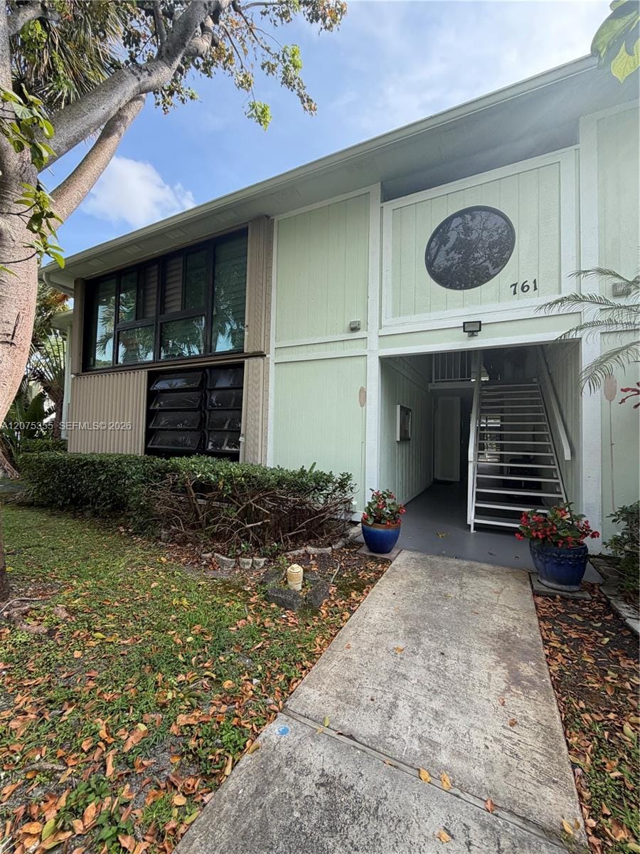 761 NE 199th Street 202, Miami, FL 33179
