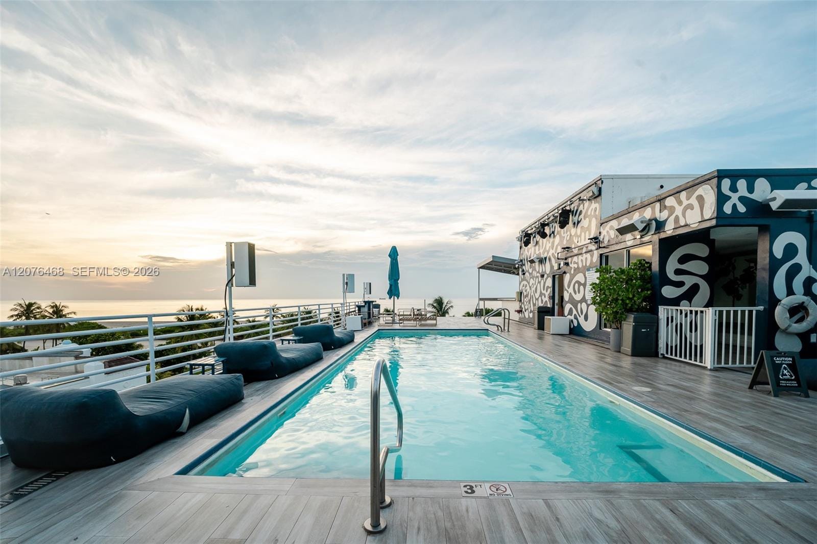 1060 Ocean Drive D206, Miami Beach, FL 33139 photo 2