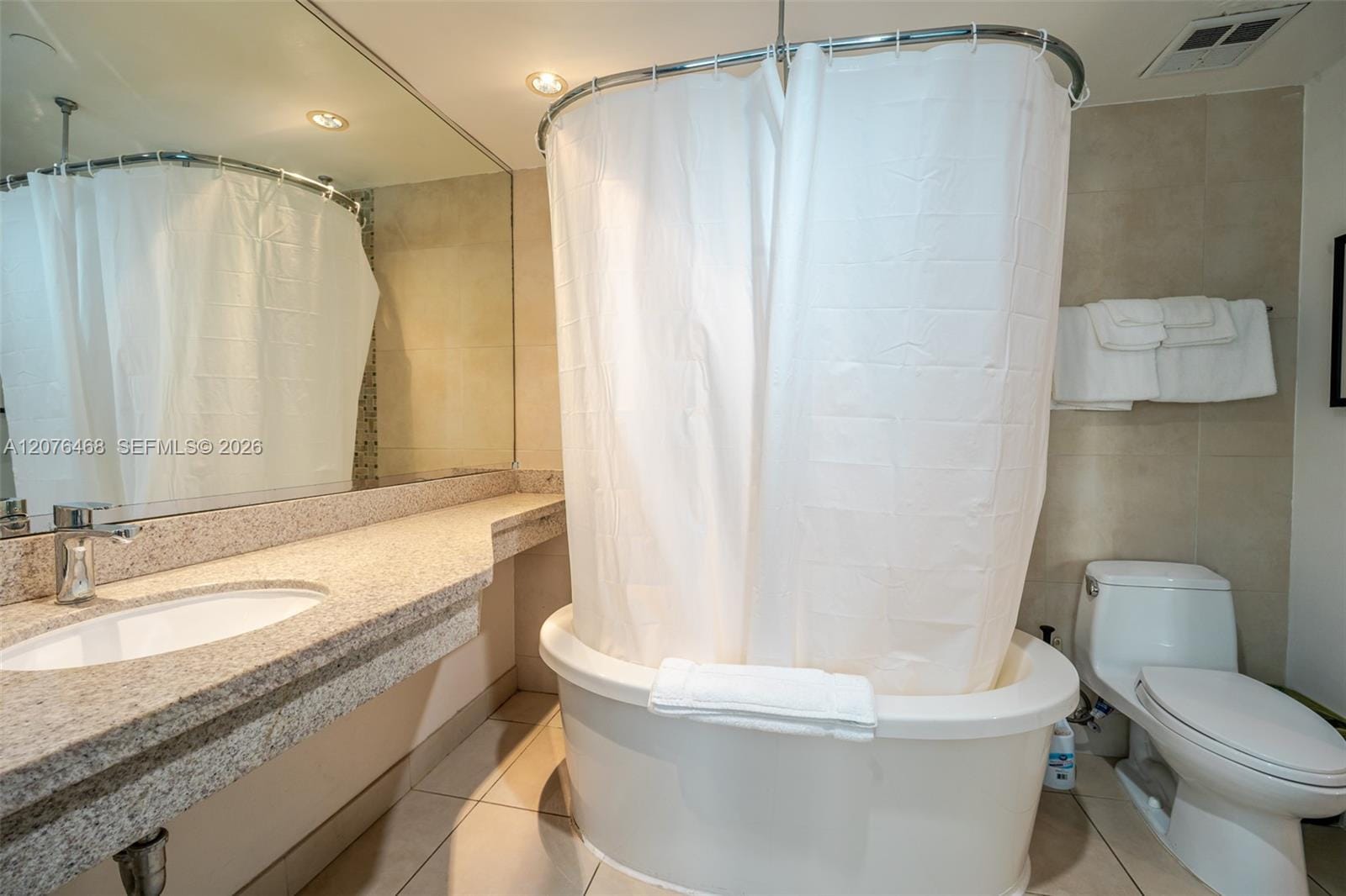1060 Ocean Drive D206, Miami Beach, FL 33139 photo 22