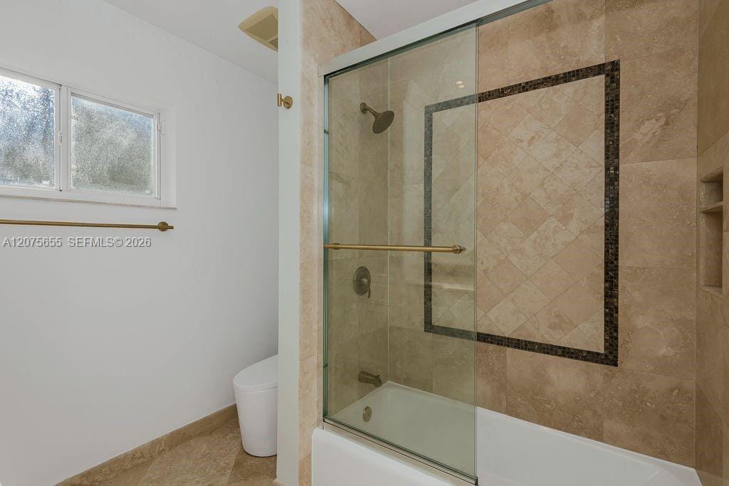 6931 Loch Ness Drive, Miami Lakes, FL 33014 photo 13