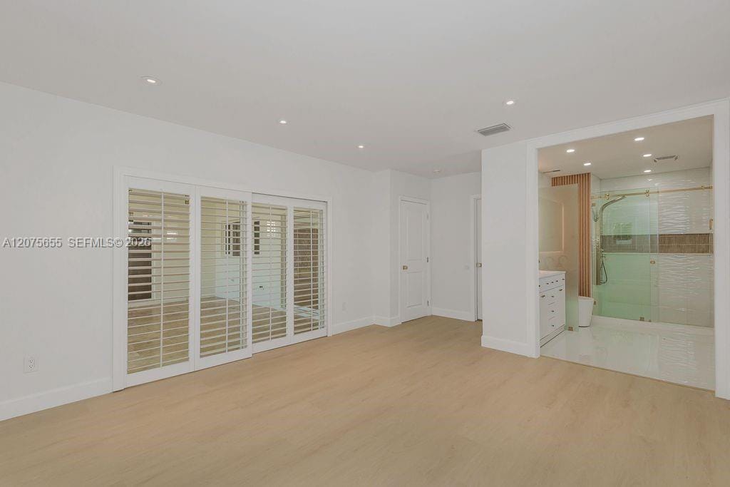 6931 Loch Ness Drive — photo 8