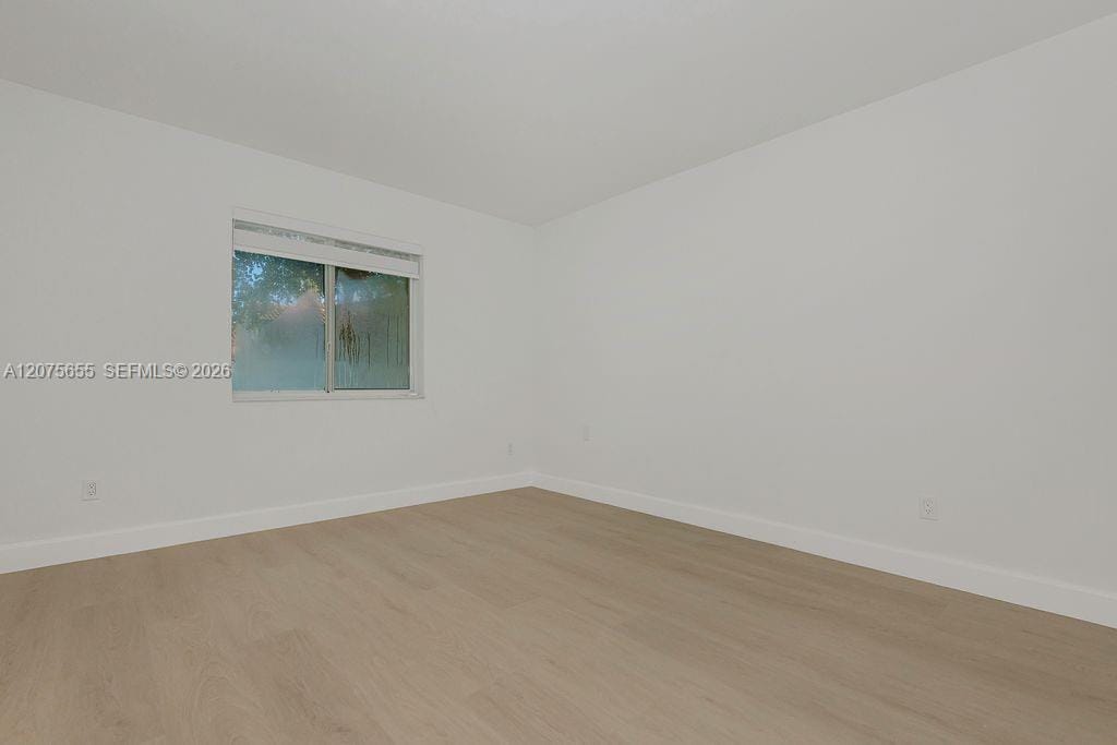 6931 Loch Ness Drive — photo 10