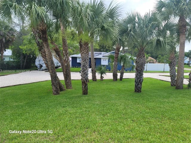 2011 Edwin Avenue 1, Fort Pierce, FL 34946