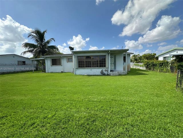 2961 NW 162nd Street, Pine Tree Park, Miami Gardens, FL