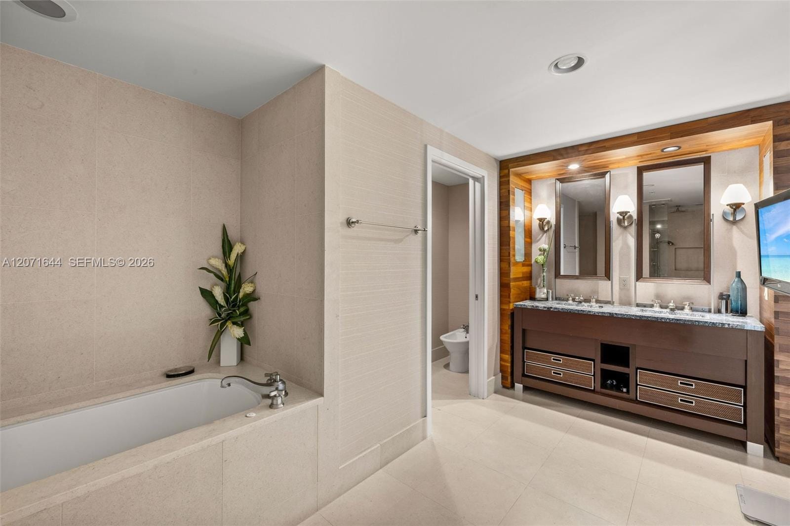 6899 Collins Avenue 2708, Miami Beach, FL 33141 photo 14